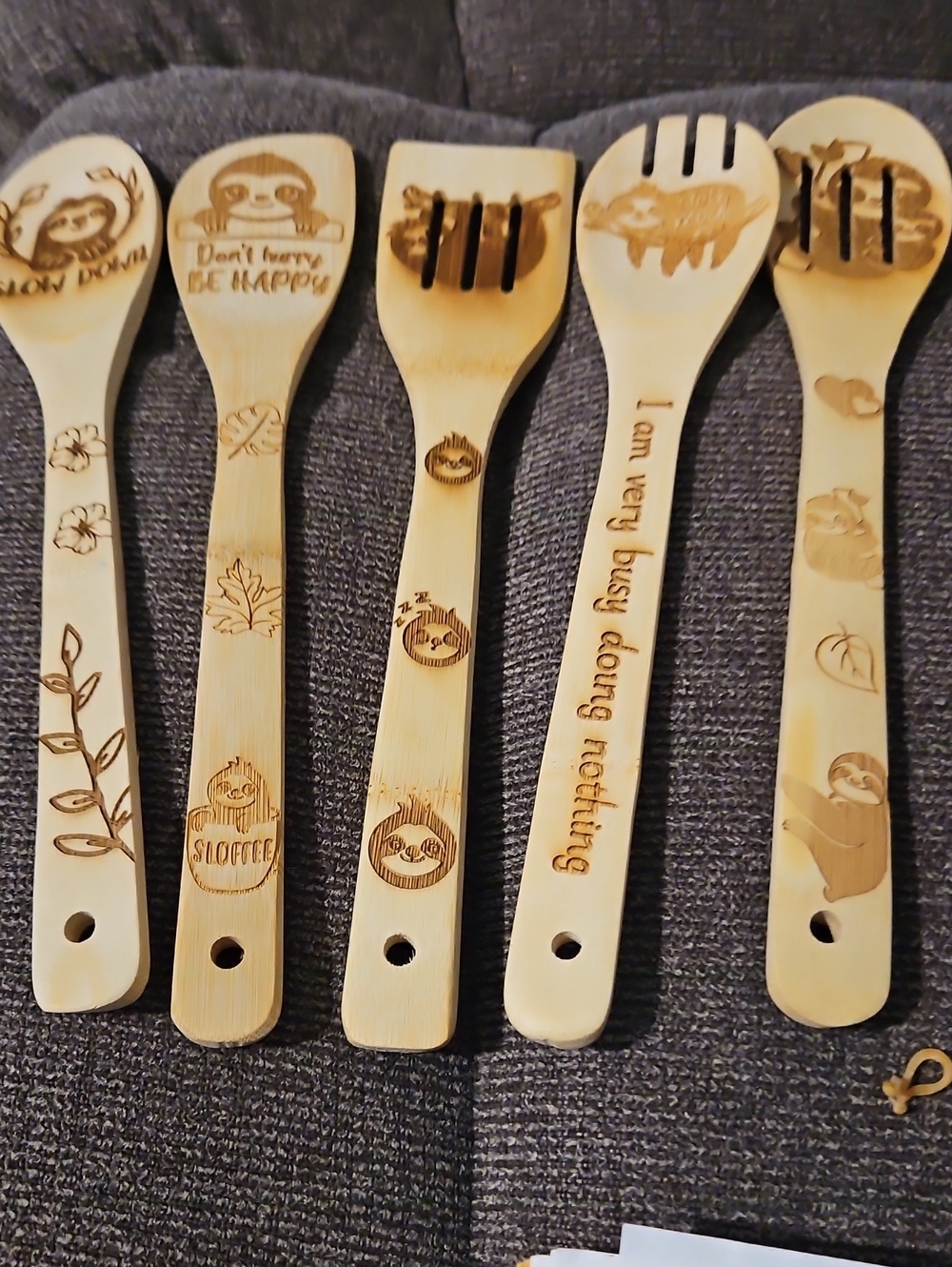NWT Bamboo Sloth Engraved Kitchen Utensil Set - Natural Bamboo. 5 Piece Set
